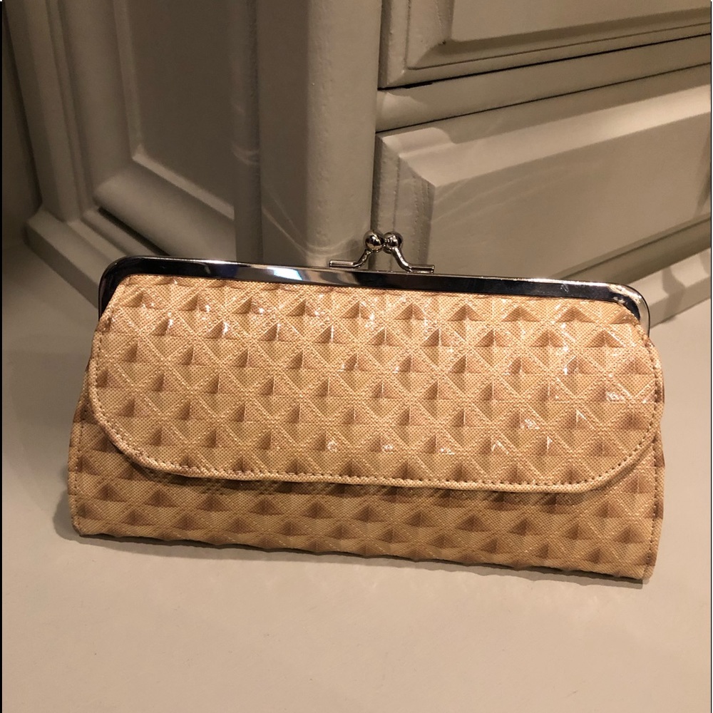 Patent Diamond Wallet